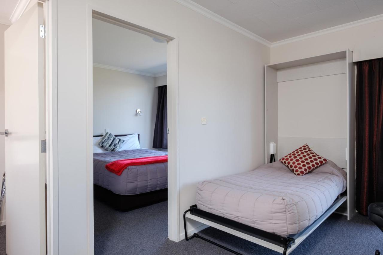 Esplanade Motels Гор Екстер'єр фото