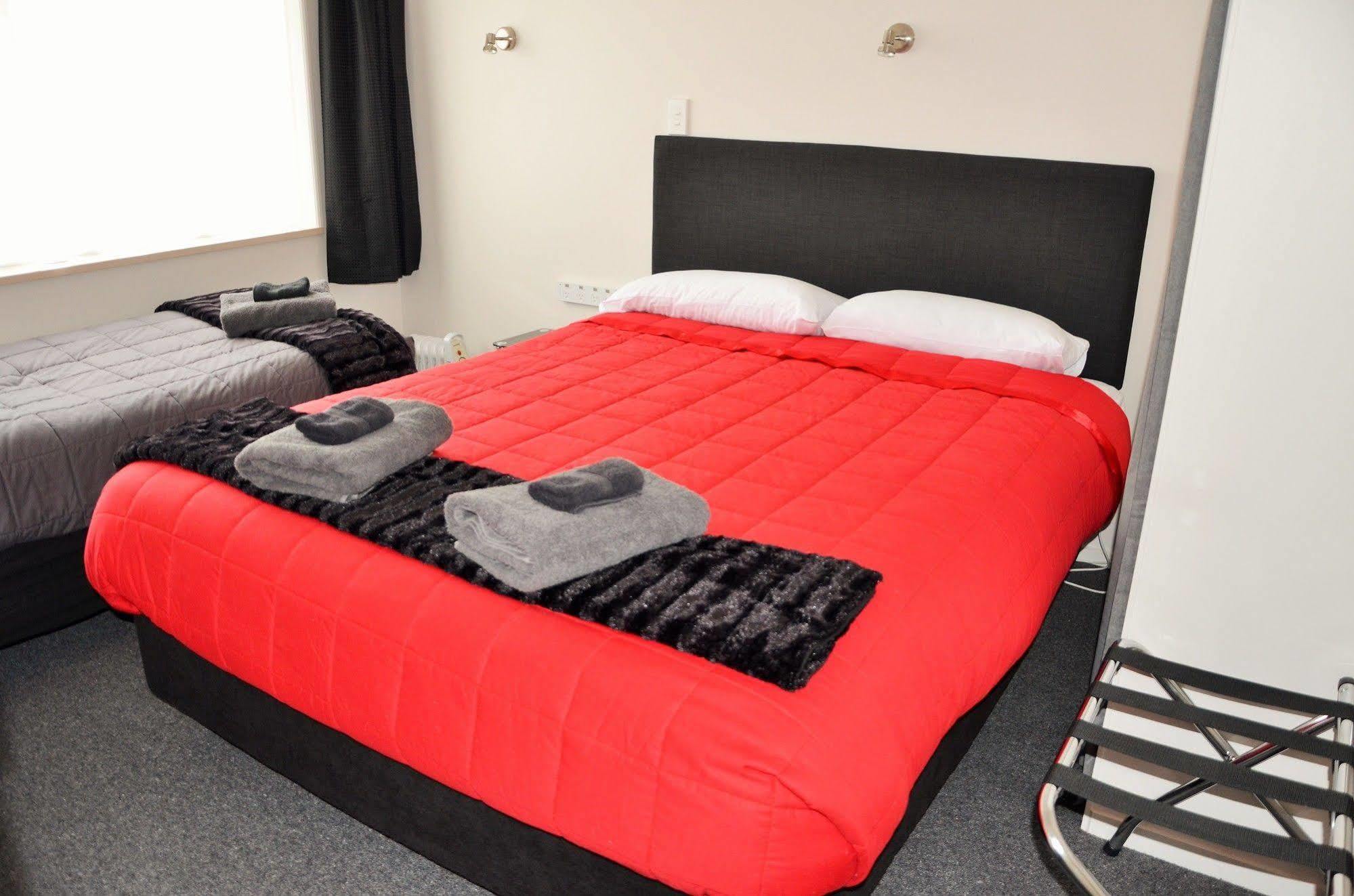 Esplanade Motels Гор Екстер'єр фото