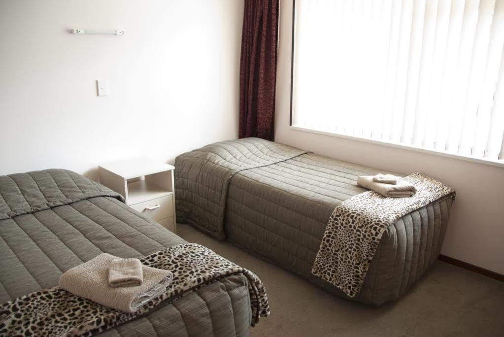 Esplanade Motels Гор Екстер'єр фото