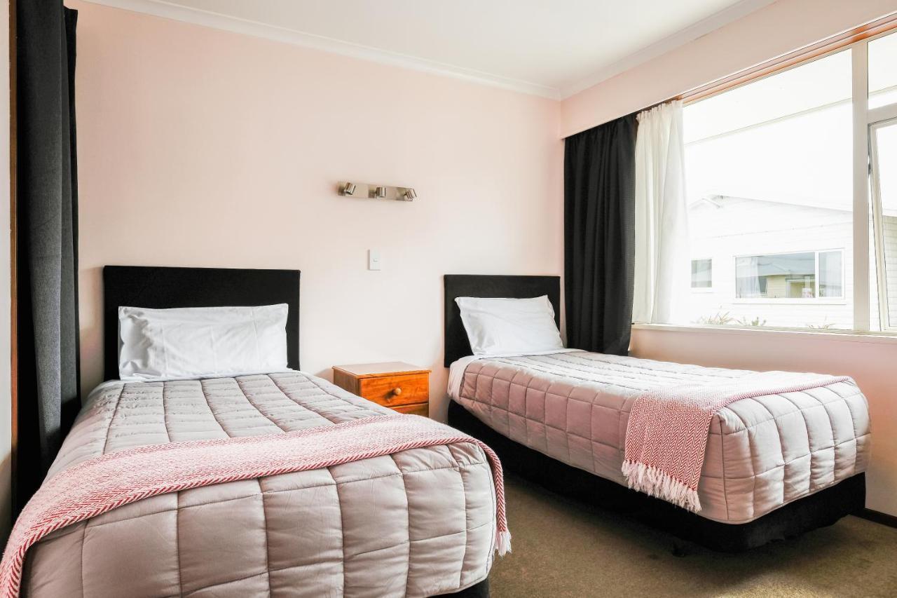 Esplanade Motels Гор Екстер'єр фото