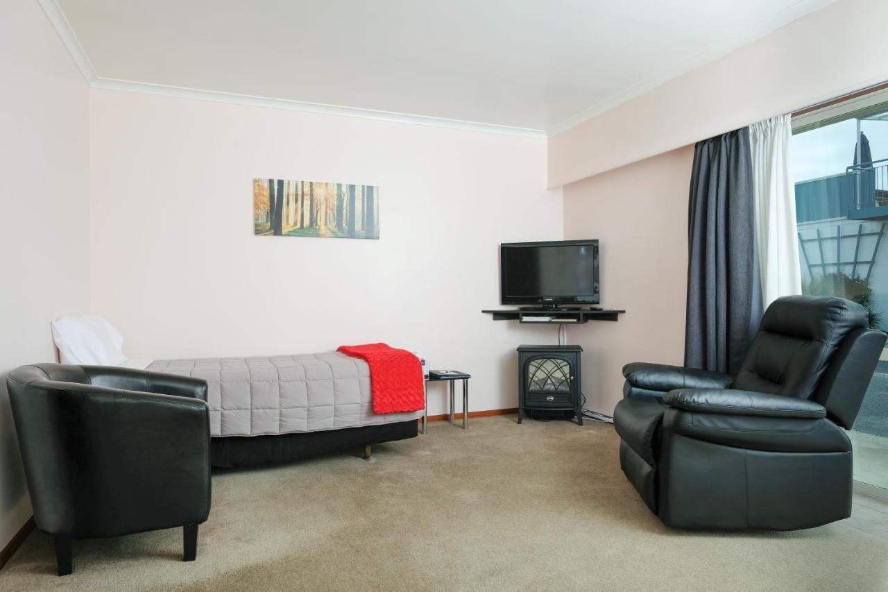 Esplanade Motels Гор Екстер'єр фото