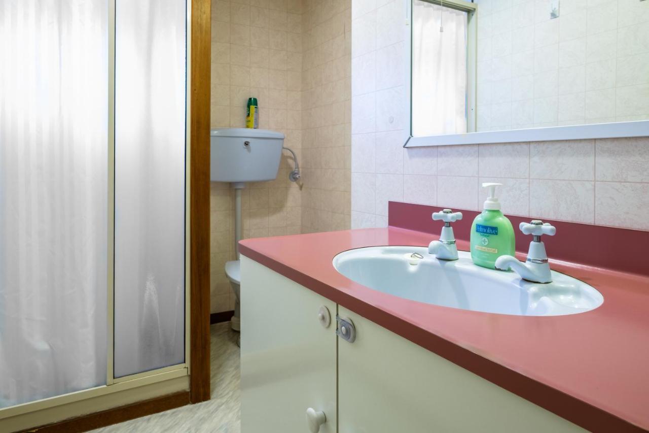 Esplanade Motels Гор Екстер'єр фото