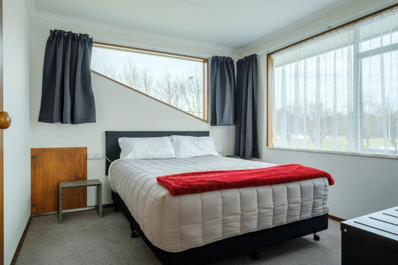Esplanade Motels Гор Екстер'єр фото
