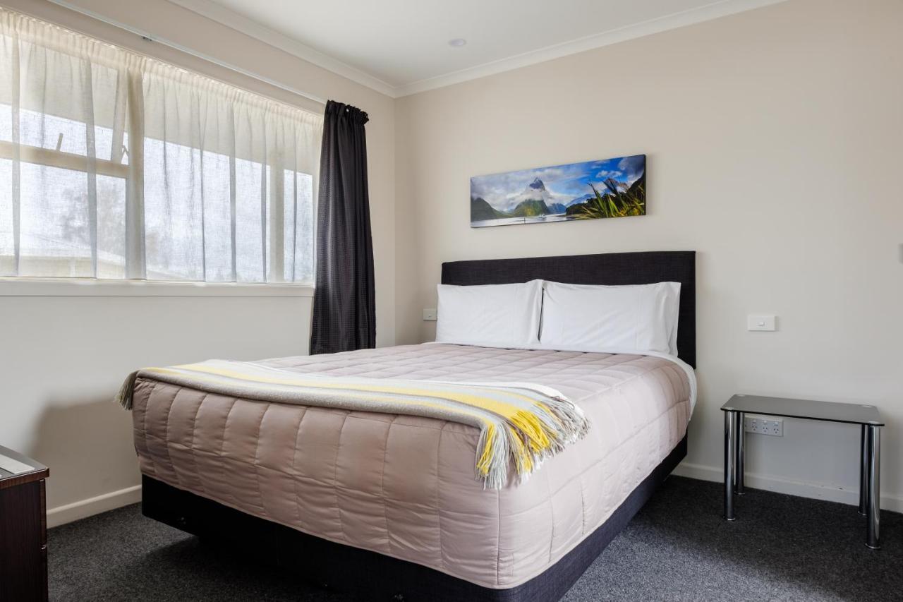 Esplanade Motels Гор Екстер'єр фото